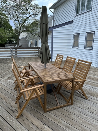 the patio, finally with furniture (table & 6 chairs)
